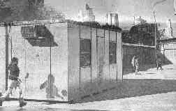 Escuela- container. Retiro. A cuadras de la Casa Rosada.