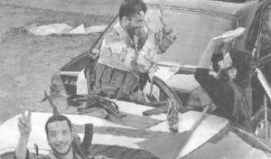 Palestinos festejan el estado cr�tico del criminal Shar�n