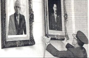 Con descolgar los cuadros no alcanza