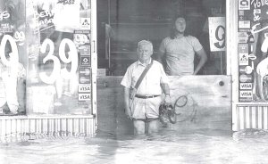 Las inundaciones las sufren los mayores, ni�os, trabajadores y peque�os comerciantes