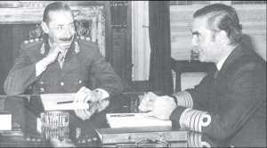 Videla y Massera, integrantes de la primera Junta asesina