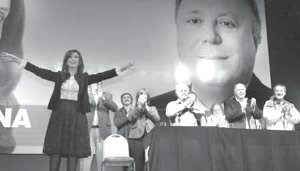 Cristina en campa�a con Urqu�a-AGD