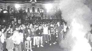 Marcha en apoyo a la protesta agraria en C�rdoba. Los que luchan, no hay que confiar en el Congreso