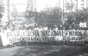 Protesta docente de la oposici�n en Capital