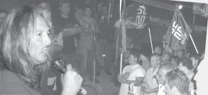 Sobrero haciendo uso de la palabra