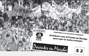 Docentes neuqu�nos en protesta. Adquiera el bono para el fondo de huelga