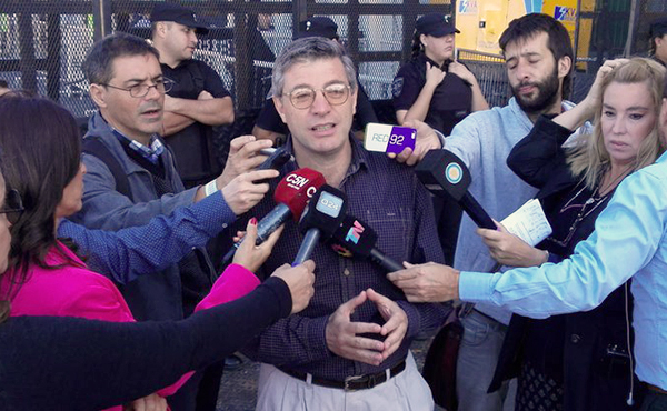 El Diputado Nacional de Izquierda Socialista en el Frente de izquierda, Juan Carlos Giordano, fue el único orador de la izquierda en la nueva audiencia pública por la tarifa del gas.