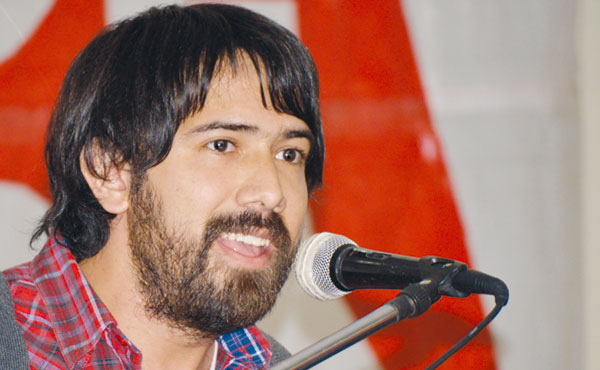 Nicolás Núñez Candidato a legislador por Capital. Secretario relaciones obrero-estudiantiles FUBA
