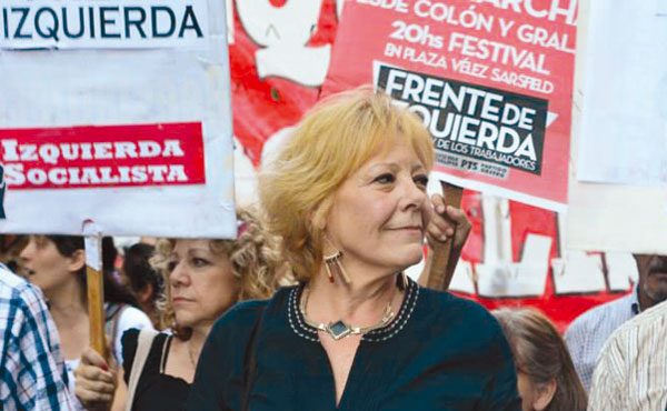 Cientos de miles siguen reclamando que se le devuelva la banca al Frente de Izquierda de Córdoba.