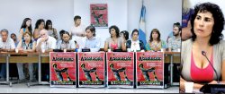 Vista de la mesa de la conferencia con la presencia, entre otros dirigentes, de nuestra diputada Angélica Lagunas
