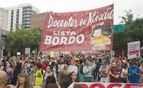 Medio país en conflicto docente - Córdoba