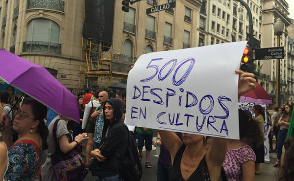 Con el verso de que son todos ñoquis, se está despidiendo a trabajadores que en muchos casos tiene hasta 20 años de antigüedad.