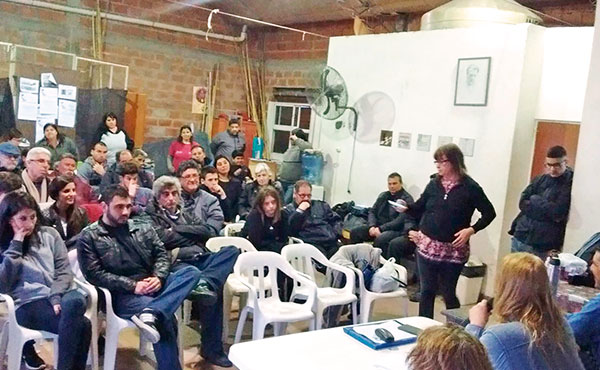 Charla debate junto a trabajadores, jóvenes y vecinos en ATE-Sur (Lomas de Zamora)