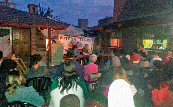 Charla debate junto a trabajadores, jóvenes y vecinos en Suteba-Tigre