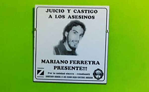 Por iniciativa de los docentes de Ademys se realizó un homenaje al joven militante del Partido Obrero, Mariano Ferreyra, a 6 años de su asesinato a manos de una patota de la burocracia sindical ferroviaria encabezada por el asesino José Pedraza.