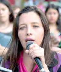 Anisa Favoretti en la legislatura de Santiago del Estero