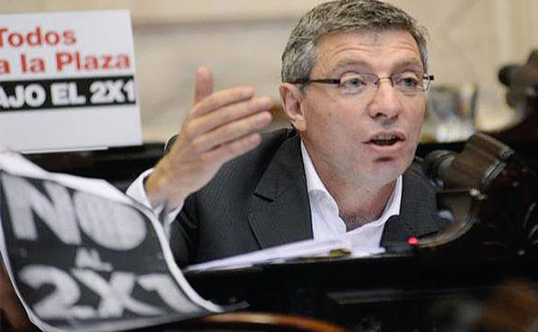 El Diputado Juan Carlos Giordano condenando el 2x1 a genocidas en el Congreso