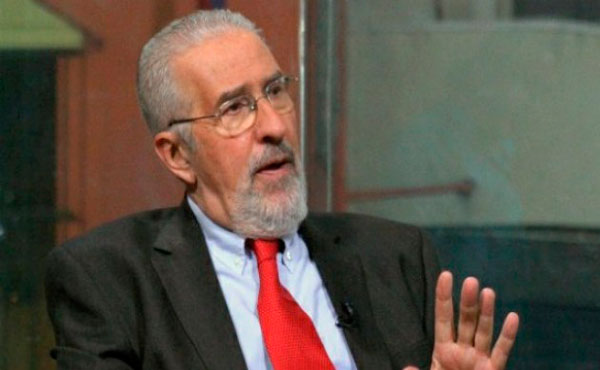 Atilio Boron reclama a Maduro mayor represion militar