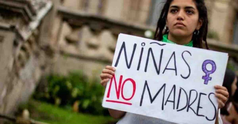 Corrientes: niña violada obligada a parir