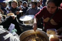 Sobreprecios en los alimentos: El primer hecho de corrupción del gobierno
