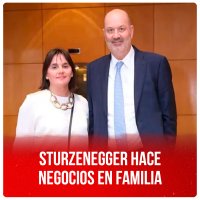 Sturzenegger hace negocios en familia