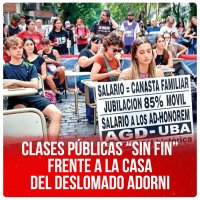 Clases públicas “sin fin” frente a la casa del deslomado Adorni