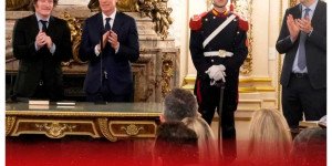Se fue Adorni, sigue el superajuste y el saqueo