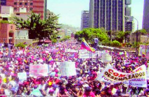 Multitudinaria marcha contra el imperialismo en Caracas