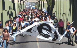 Los combativos docentes neuquinos otra vez estn parando por salario y en defensa de la escuela pblica